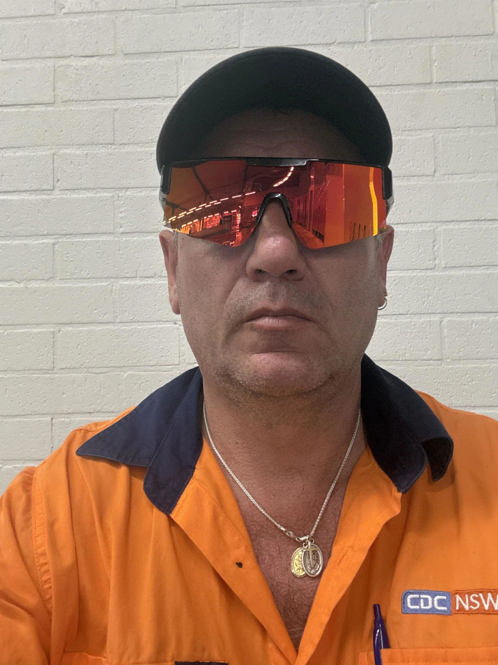 Client portant les Sur-Lunettes Polarisées
